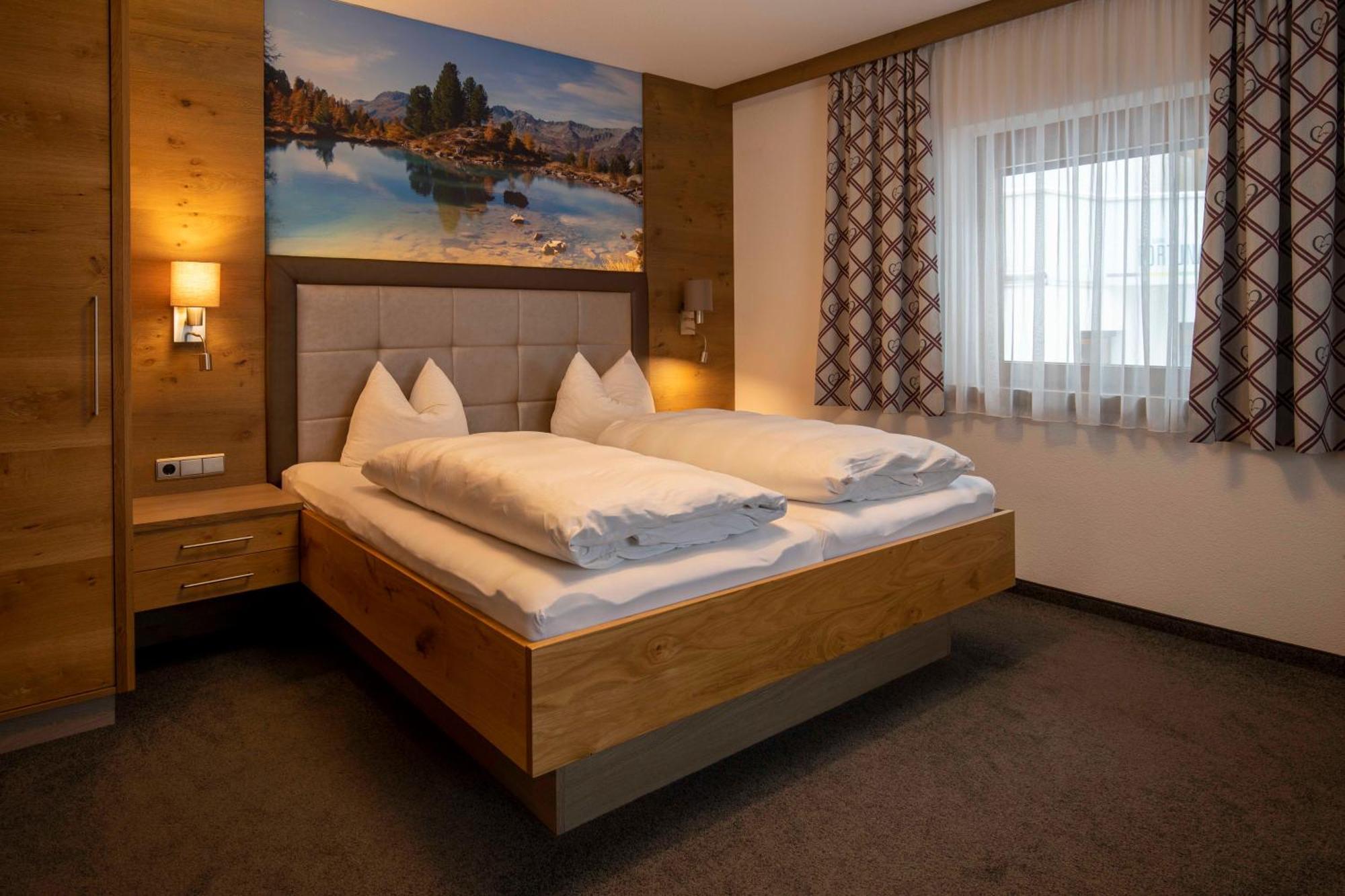 Gidis Hof Hotell Ischgl Exteriör bild