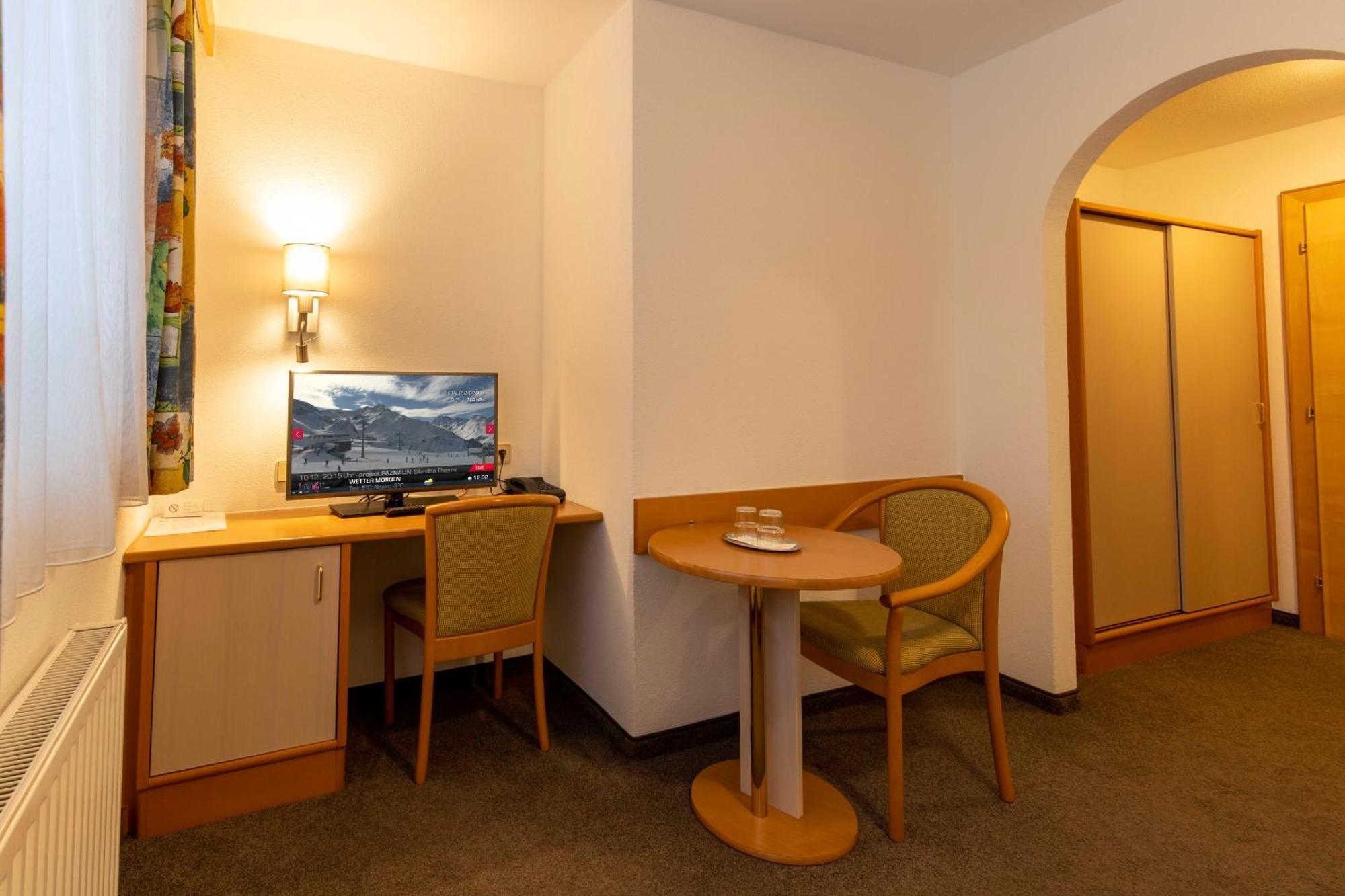 Gidis Hof Hotell Ischgl Exteriör bild
