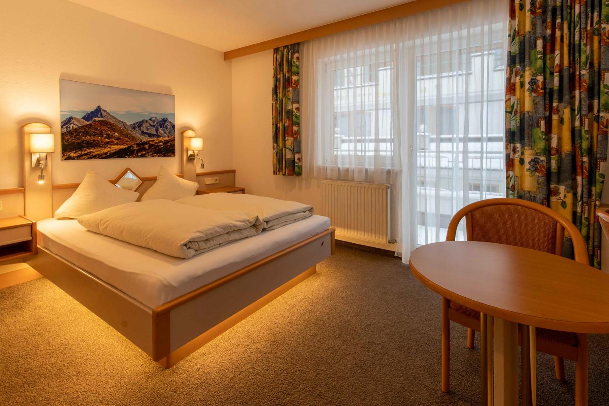 Gidis Hof Hotell Ischgl Exteriör bild