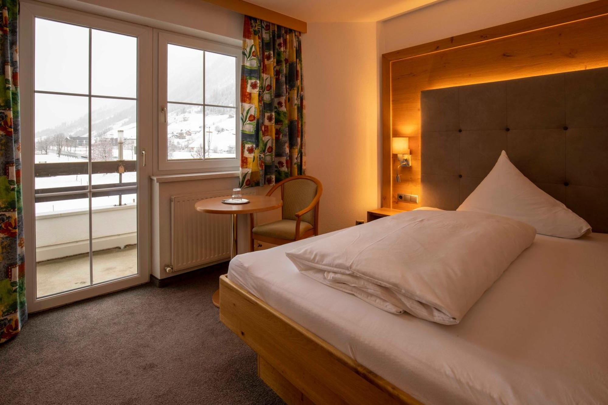 Gidis Hof Hotell Ischgl Exteriör bild