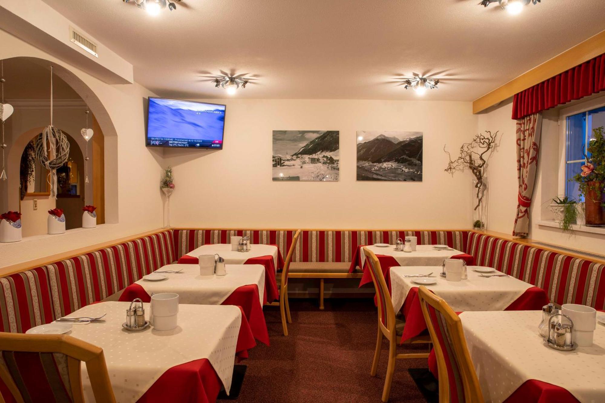 Gidis Hof Hotell Ischgl Exteriör bild