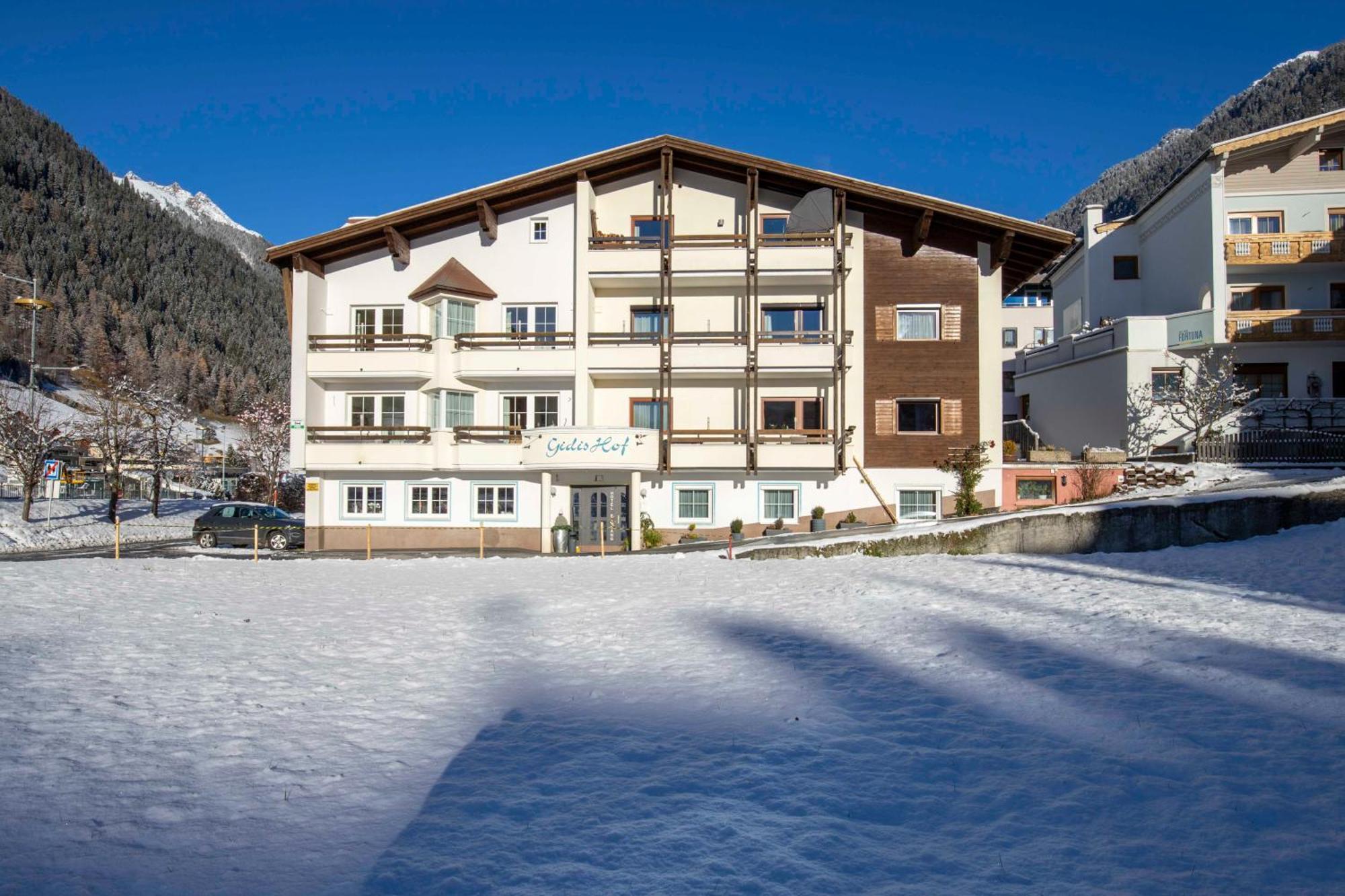 Gidis Hof Hotell Ischgl Exteriör bild