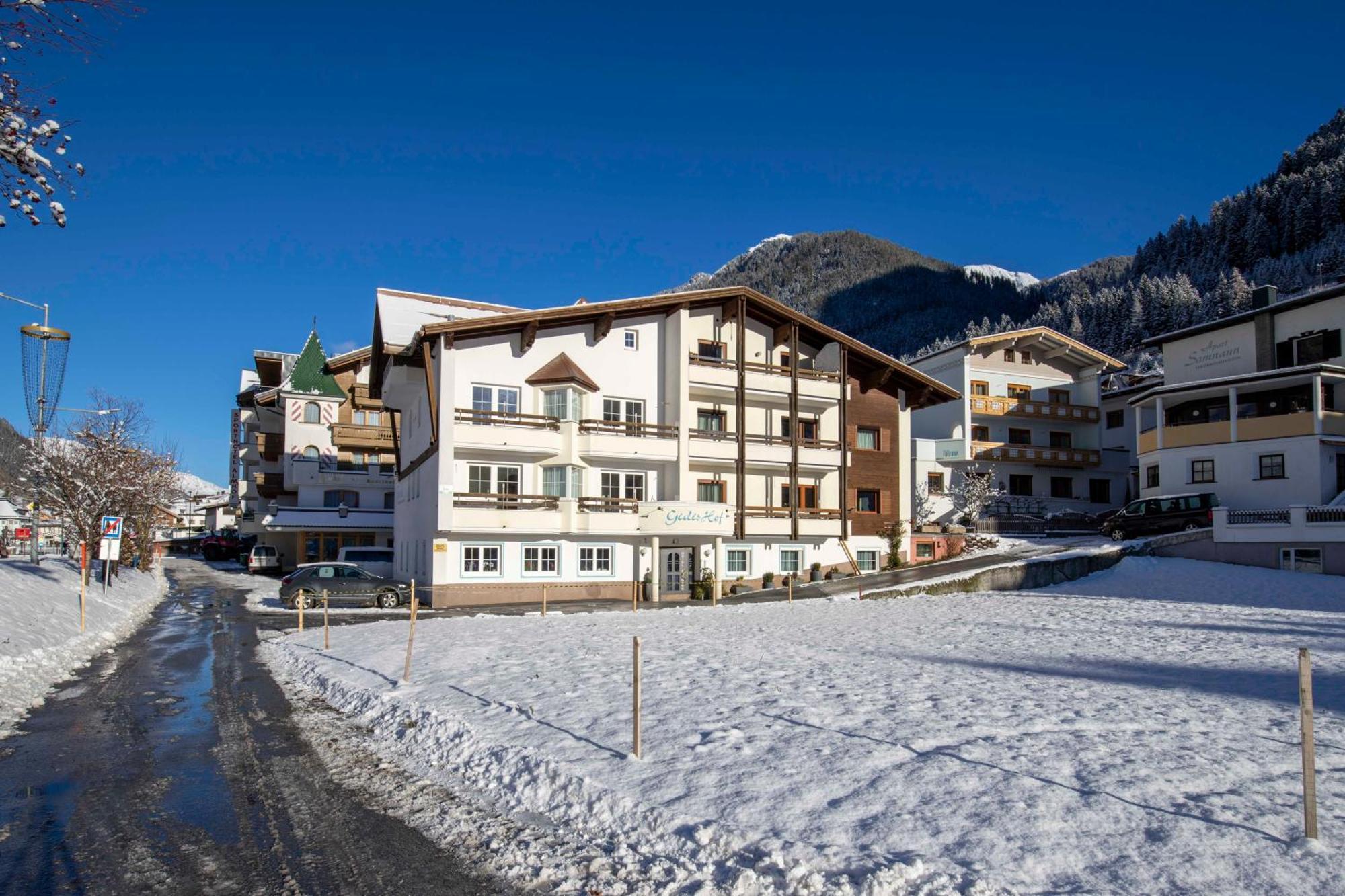 Gidis Hof Hotell Ischgl Exteriör bild