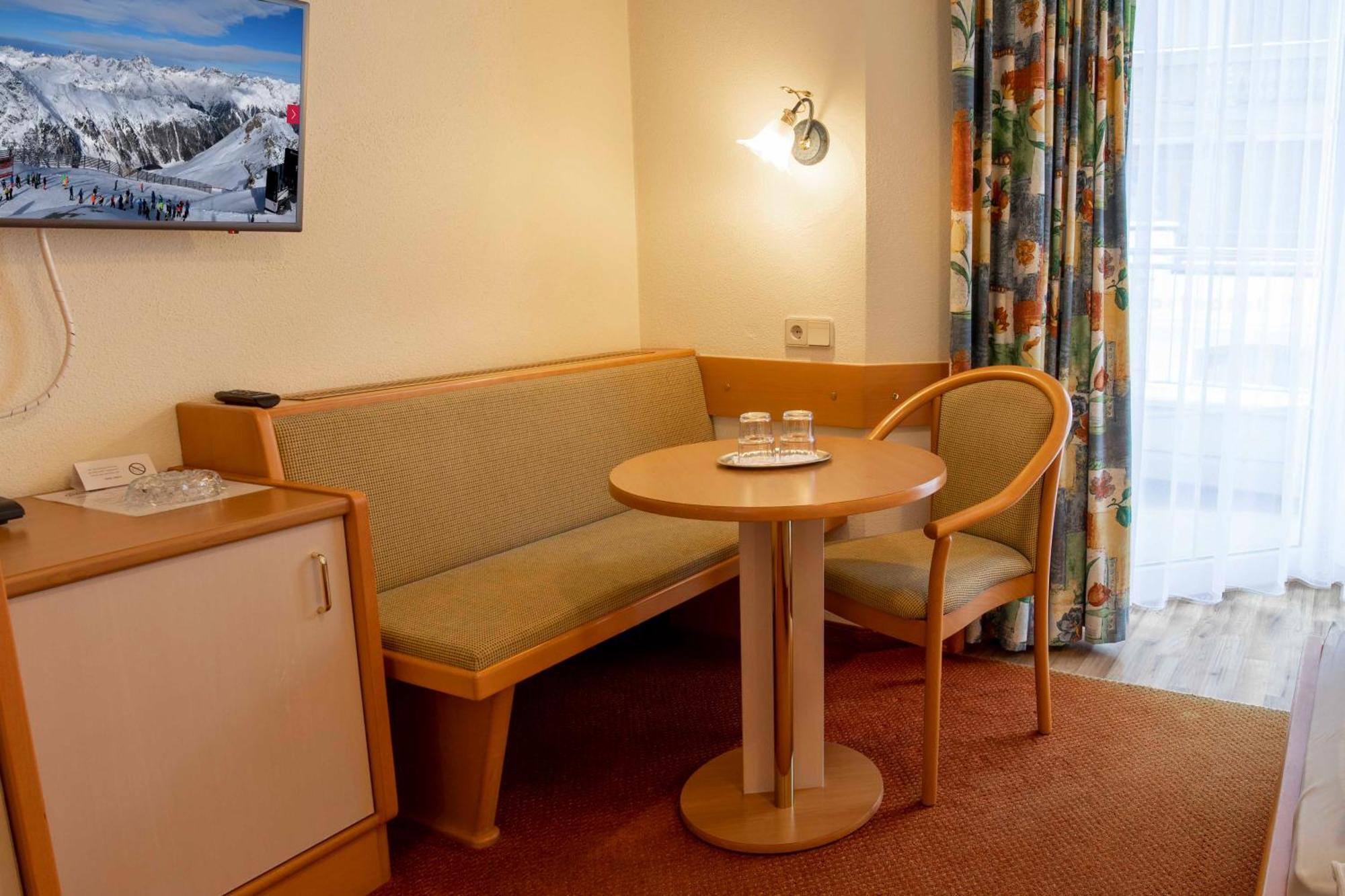 Gidis Hof Hotell Ischgl Exteriör bild