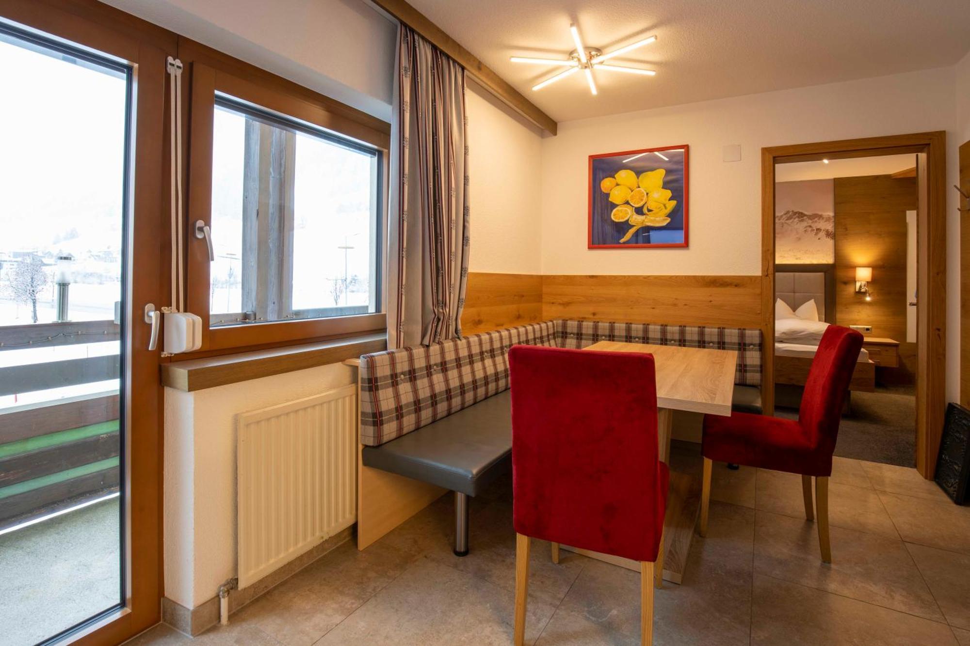 Gidis Hof Hotell Ischgl Exteriör bild